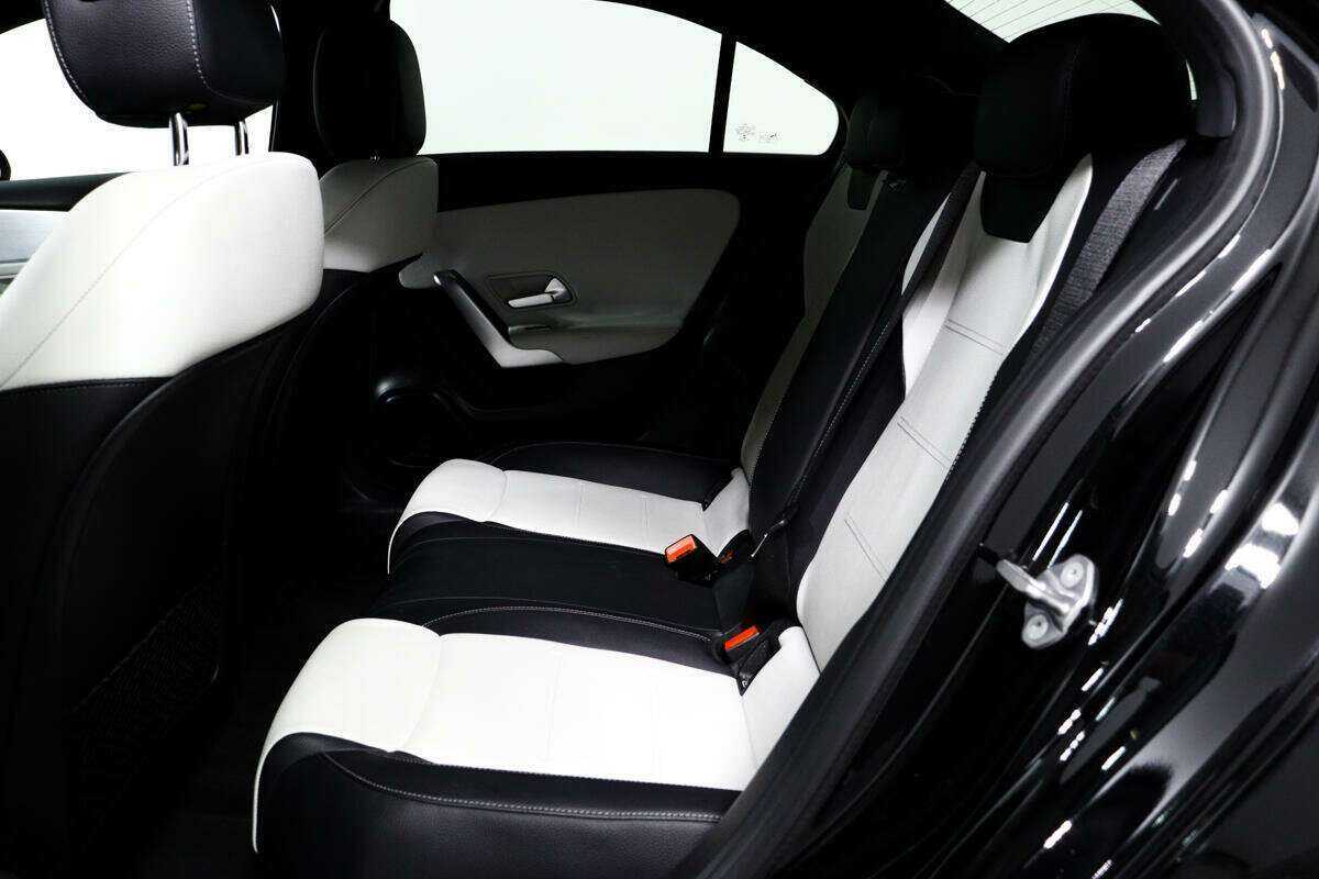 Mercedes-Benz A-Класс с пробегом — 2019 год. Фото: #11