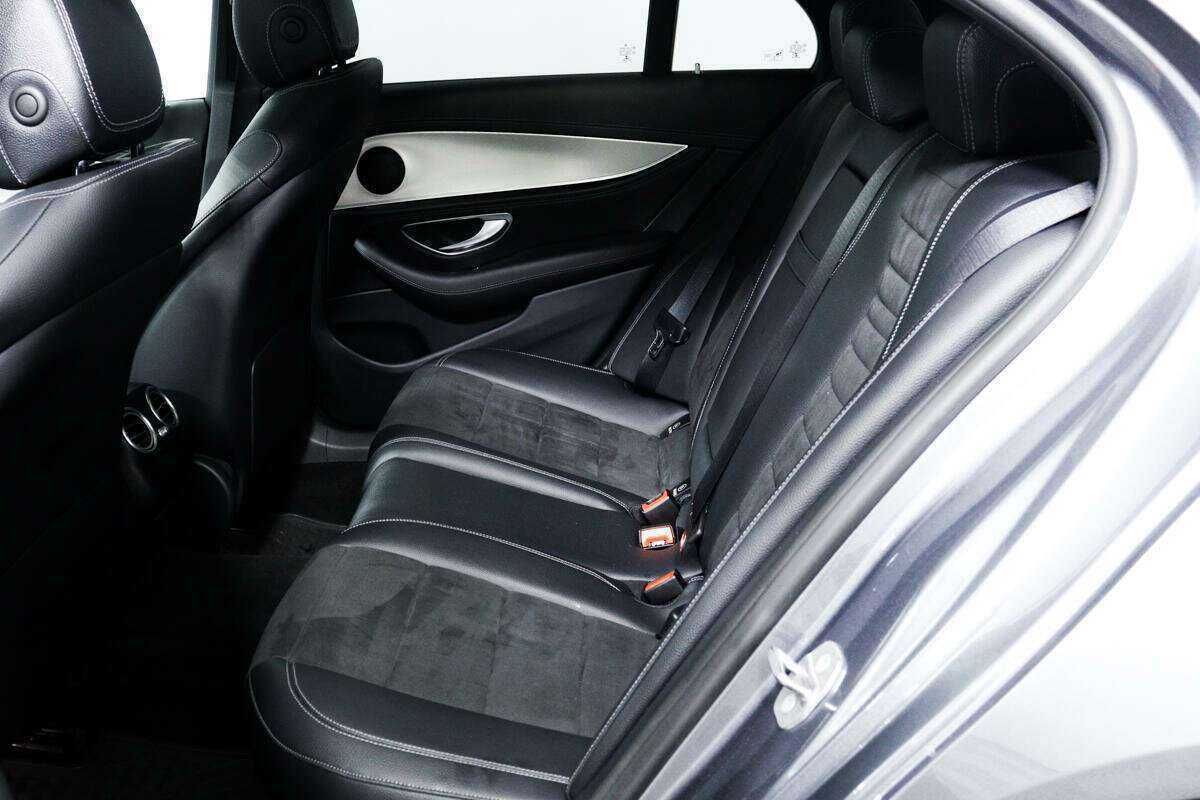 Mercedes-Benz E-Класс с пробегом — 2016 год. Фото: #11