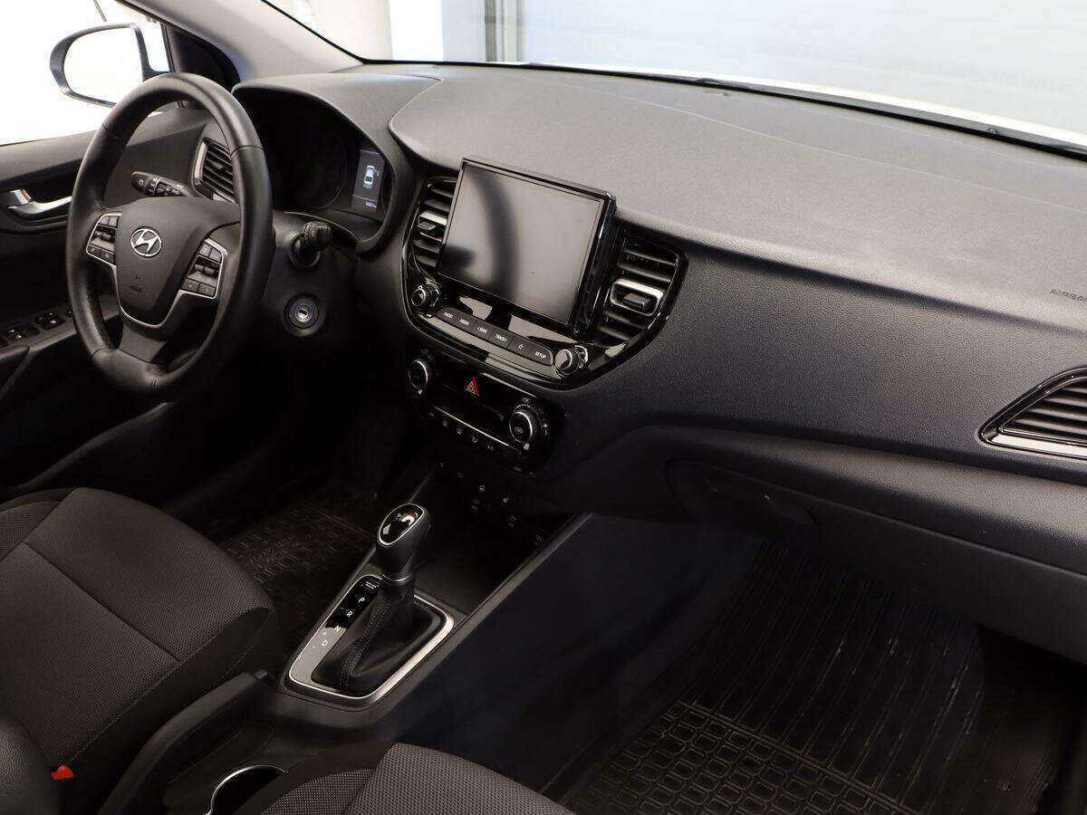 Hyundai Solaris с пробегом — 2020 год. Фото: #6