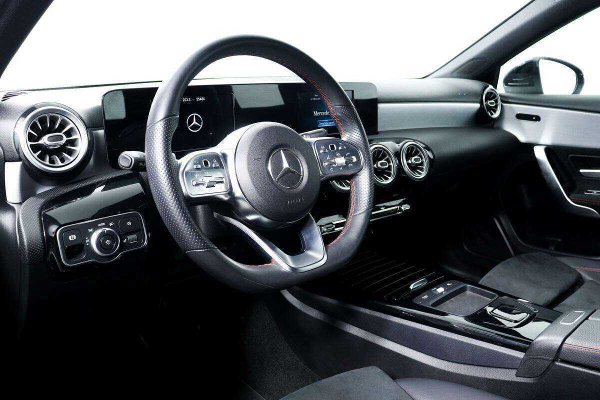 Mercedes-Benz A-Класс с пробегом — 2020 год. Фото: #11