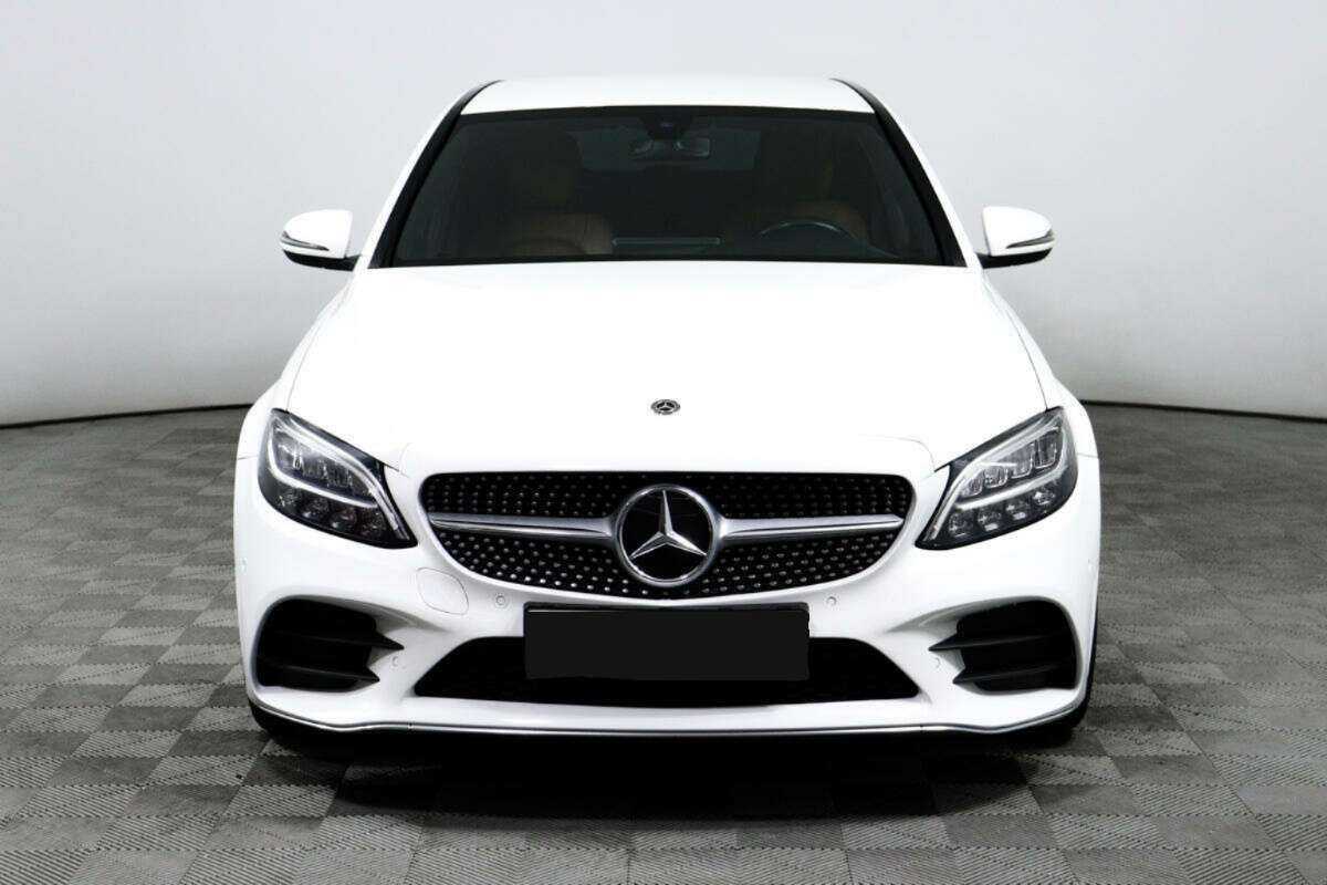 Mercedes-Benz C-Класс с пробегом — 2018 год. Фото: #1