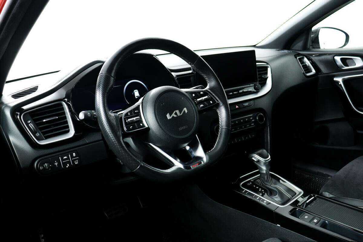 Kia Ceed с пробегом — 2021 год. Фото: #11