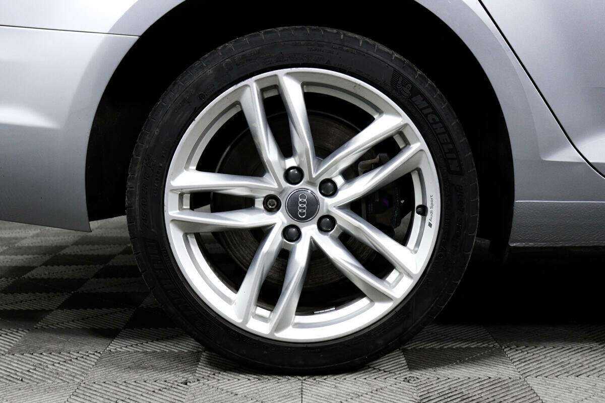 Audi A4 с пробегом — 2016 год. Фото: #12