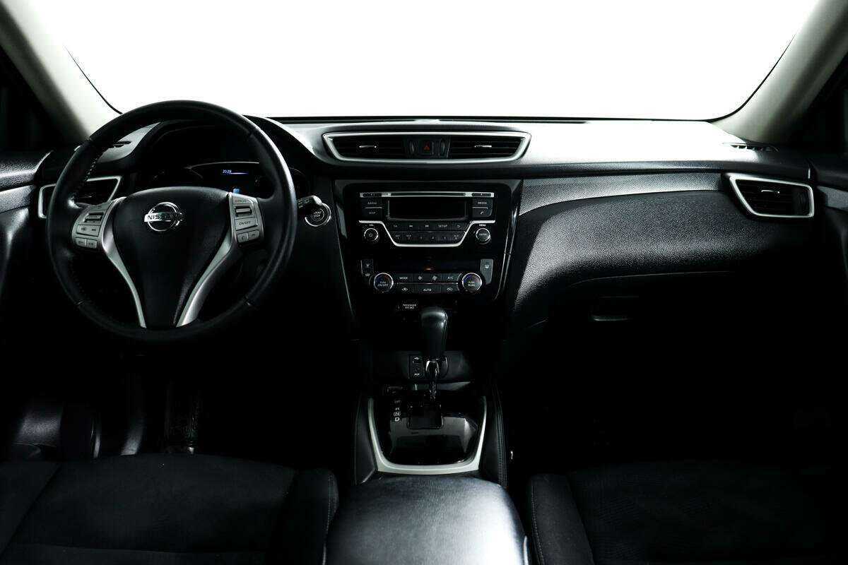 Nissan X-Trail с пробегом — 2015 год. Фото: #10