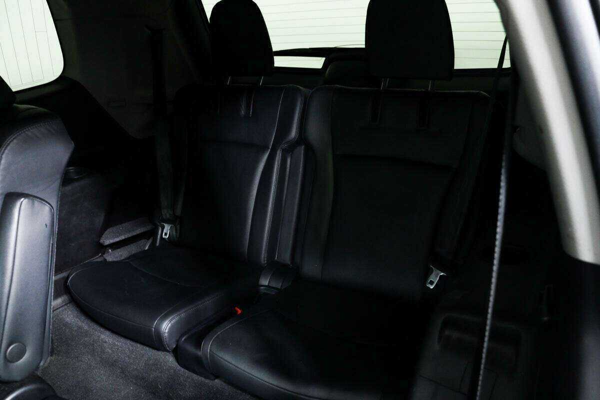 Toyota Highlander с пробегом — 2012 год. Фото: #13