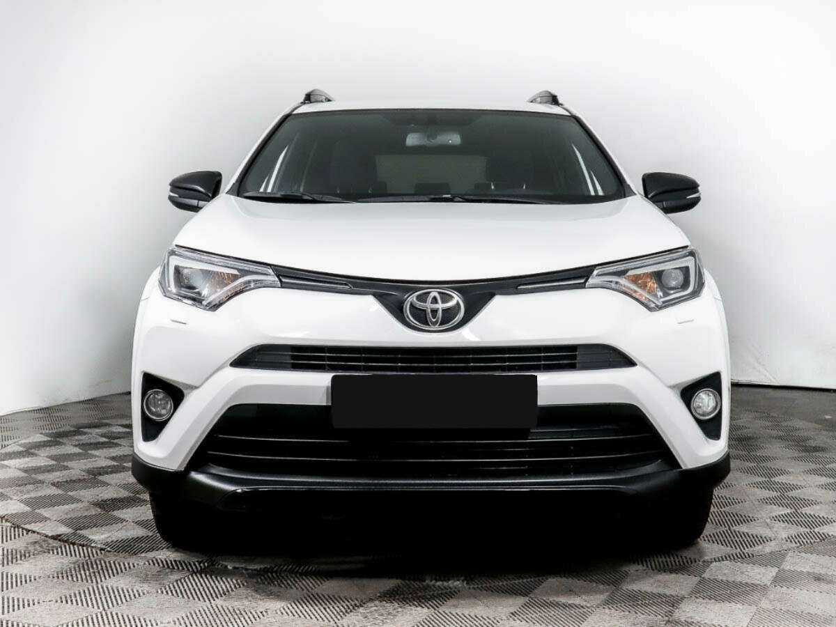Toyota RAV4 с пробегом — 2019 год. Фото: #1