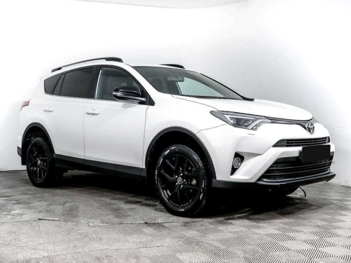 Toyota RAV4 с пробегом — 2019 год. Фото: #2