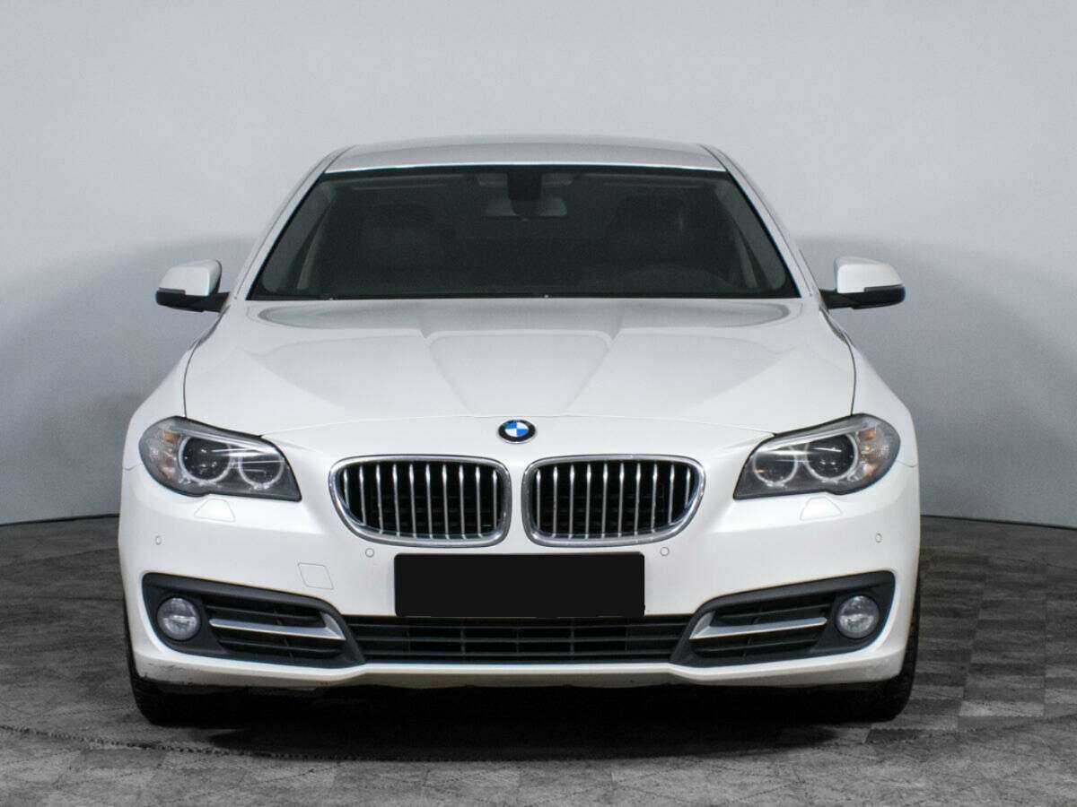 BMW 5 серии с пробегом — 2016 год. Фото: #1