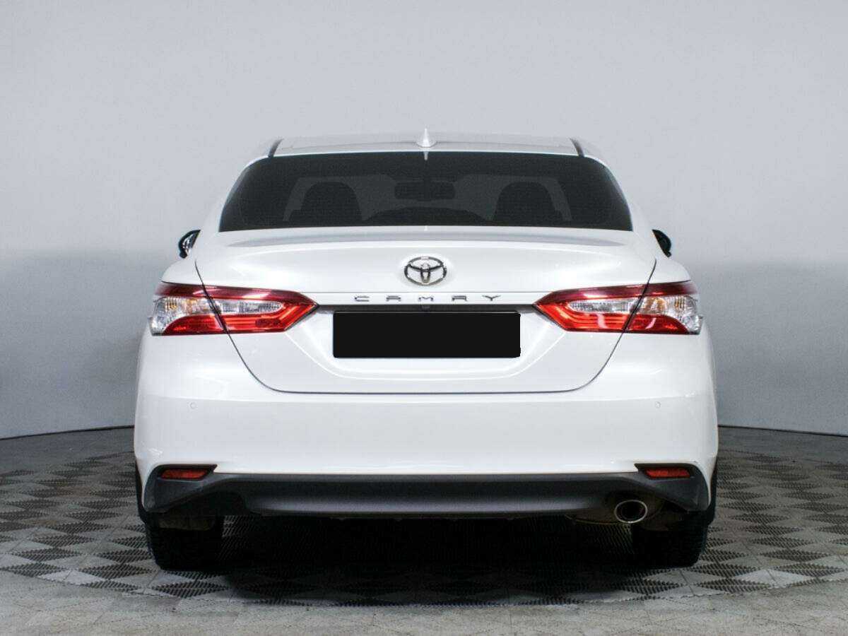 Toyota Camry с пробегом — 2020 год. Фото: #5