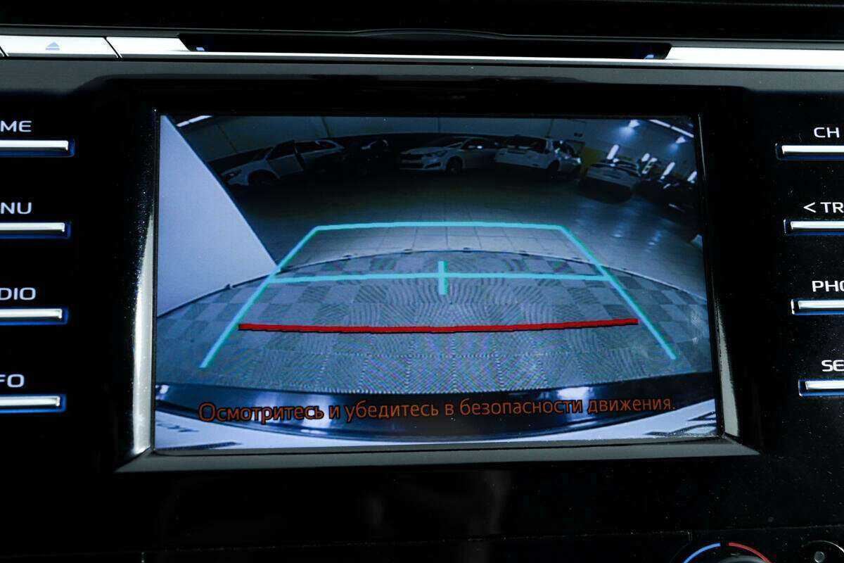 Toyota Camry с пробегом — 2019 год. Фото: #13