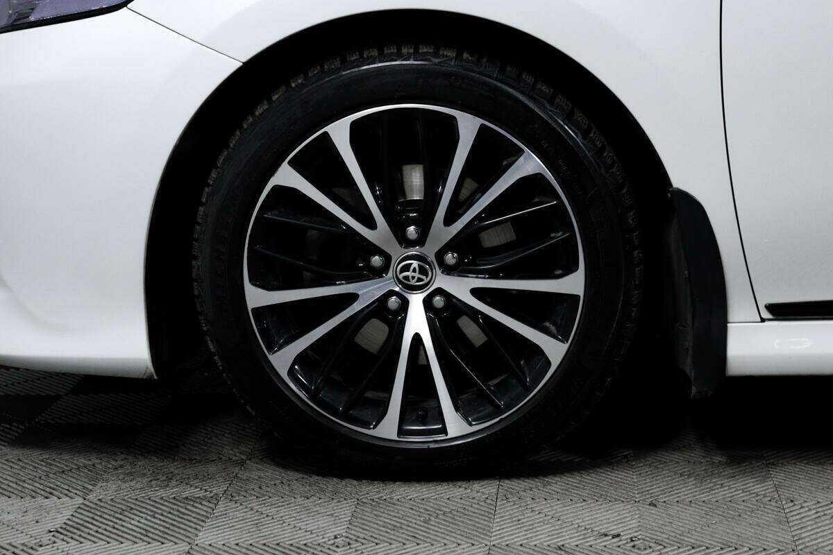 Toyota Camry с пробегом — 2021 год. Фото: #13