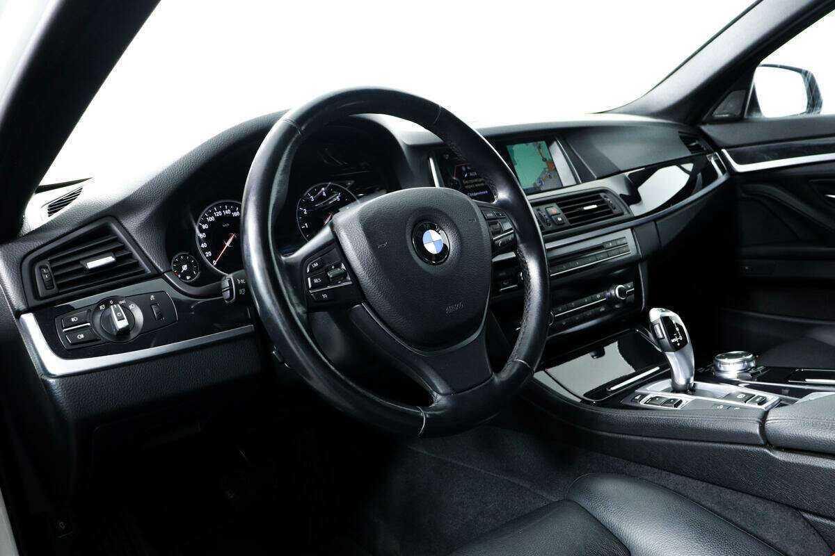 BMW 5 серии с пробегом — 2016 год. Фото: #12