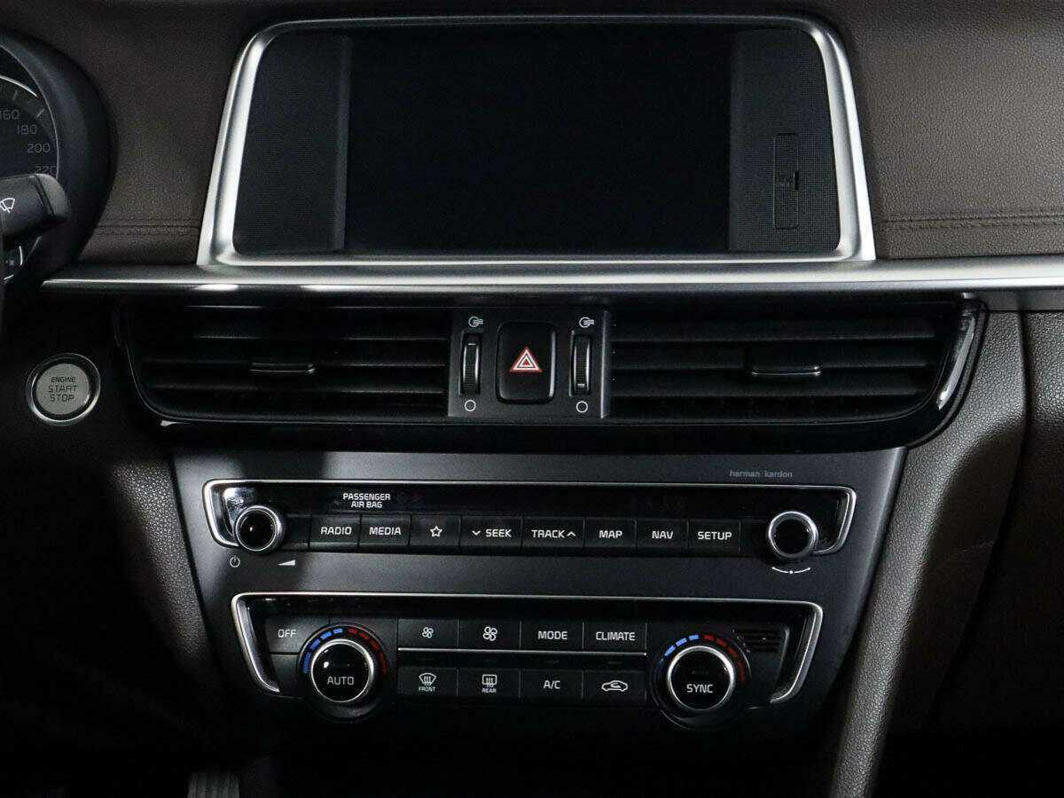 Kia Optima с пробегом — 2018 год. Фото: #9