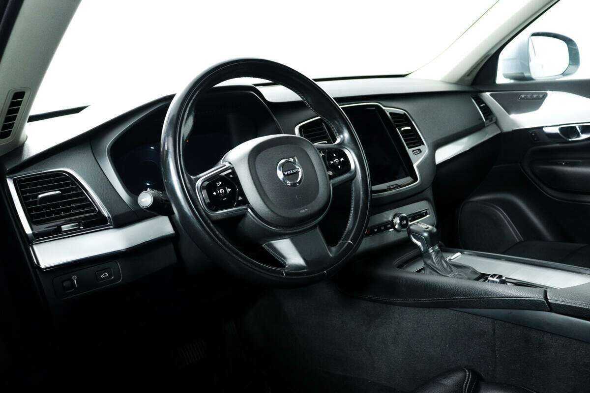 Volvo XC90 с пробегом — 2015 год. Фото: #12