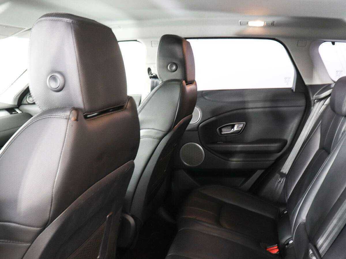 Land Rover Range Rover Evoque с пробегом — 2017 год. Фото: #11