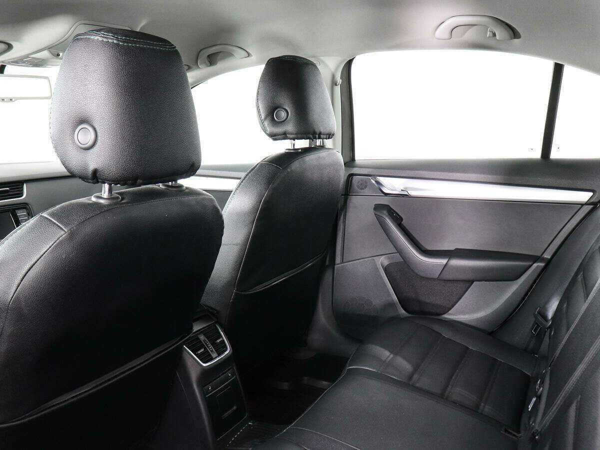 Skoda Octavia с пробегом — 2016 год. Фото: #10