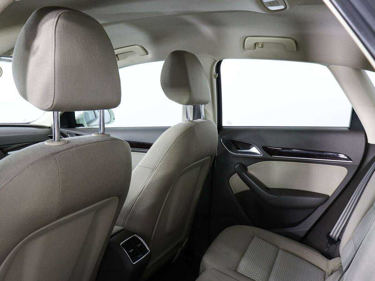 Audi Q3 с пробегом — 2012 год. Фото: #10