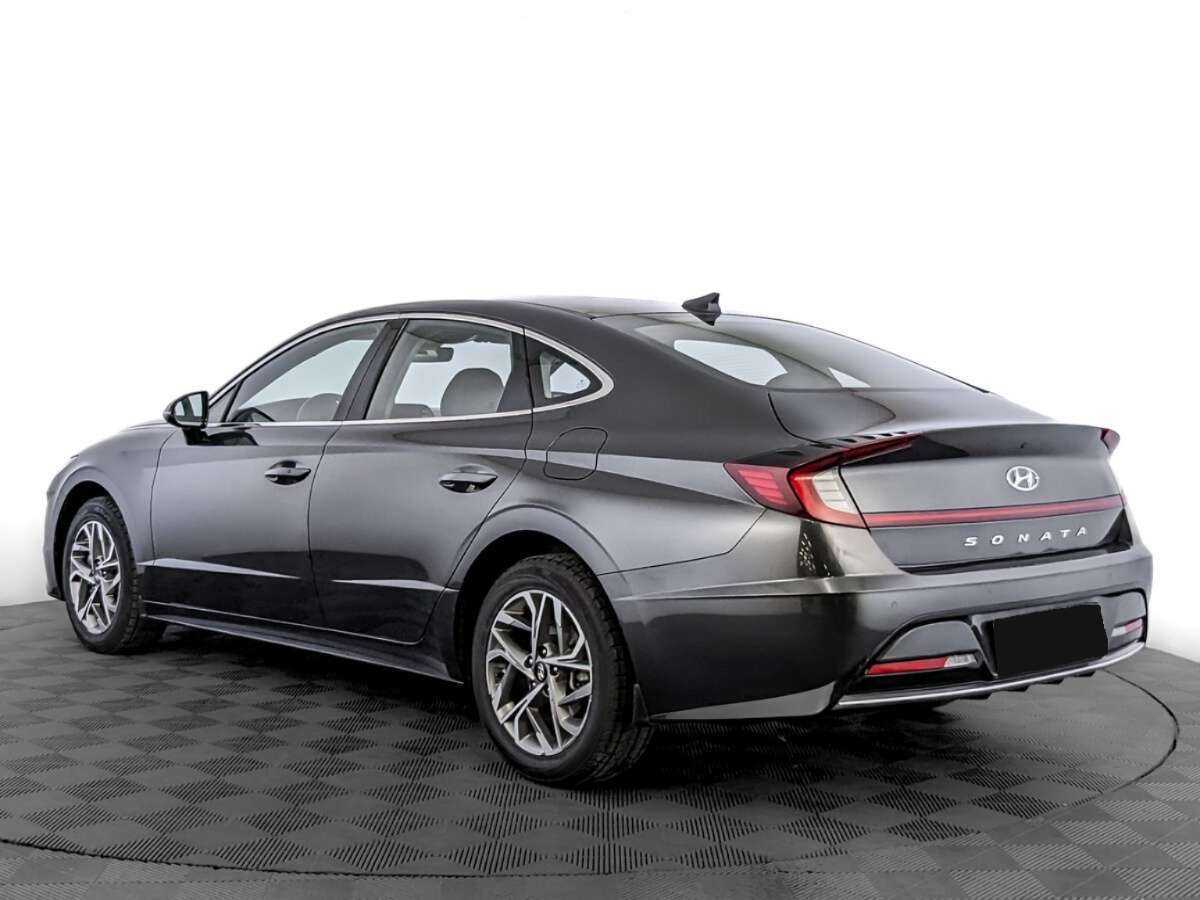 Hyundai Sonata с пробегом — 2021 год. Фото: #6