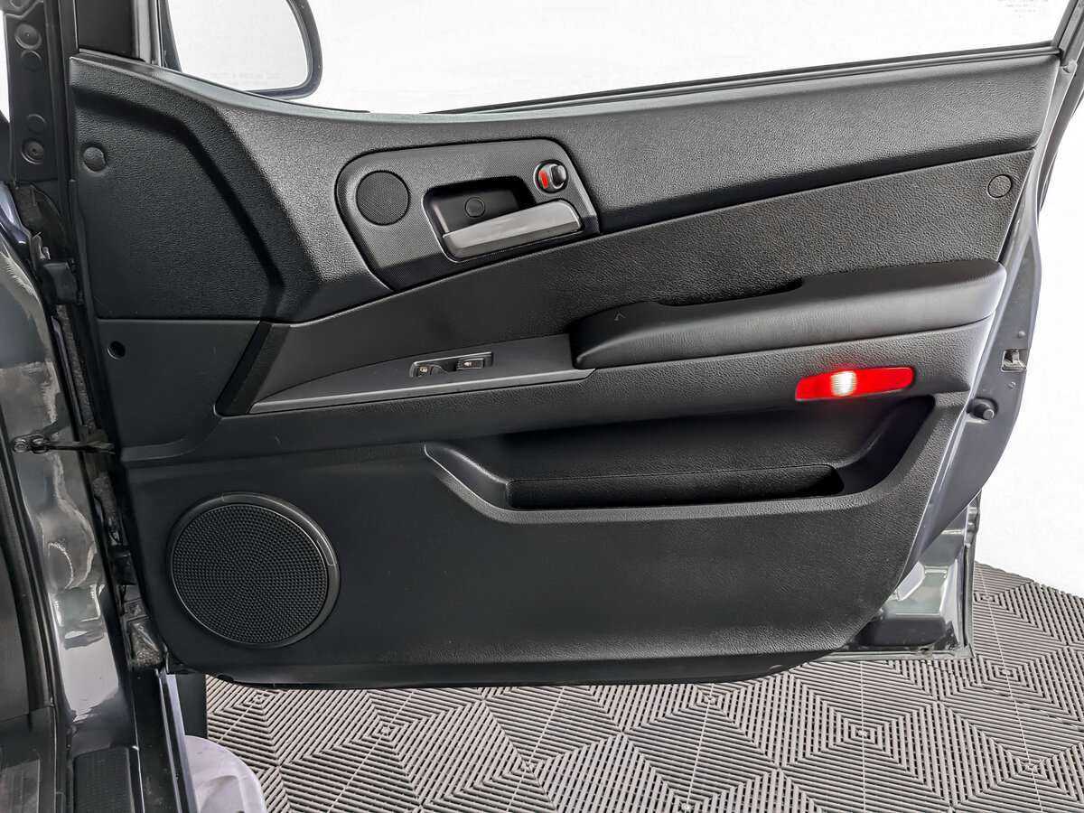 SsangYong Kyron с пробегом — 2014 год. Фото: #18