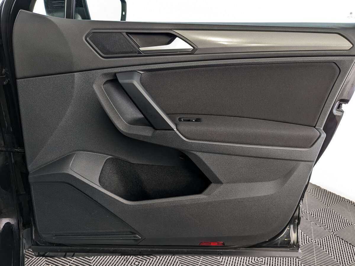 Volkswagen Tiguan с пробегом — 2019 год. Фото: #23