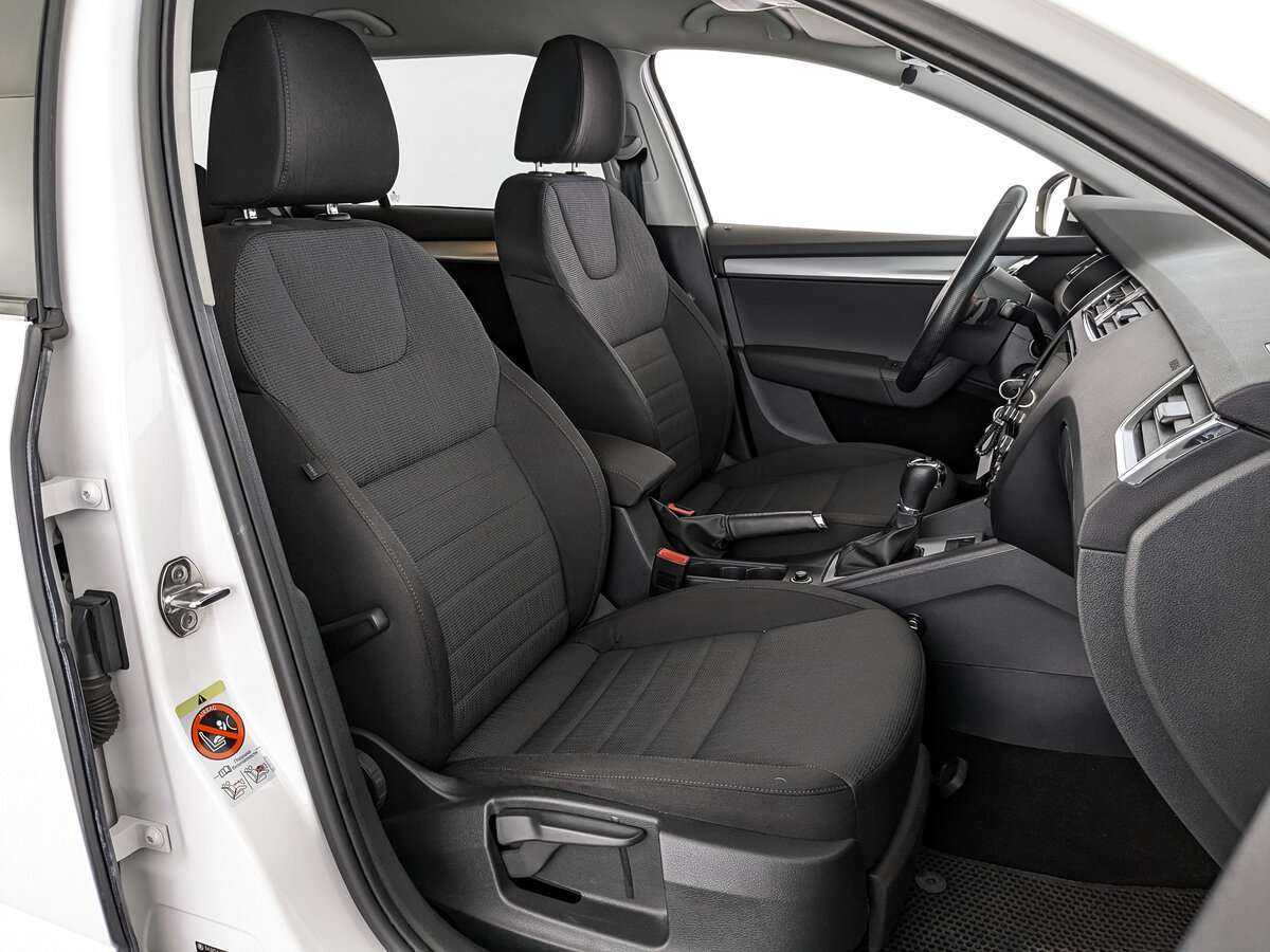 Skoda Octavia с пробегом — 2014 год. Фото: #22