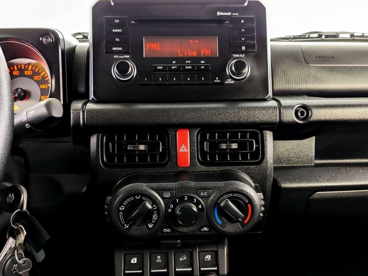 Suzuki Jimny с пробегом — 2019 год. Фото: #12