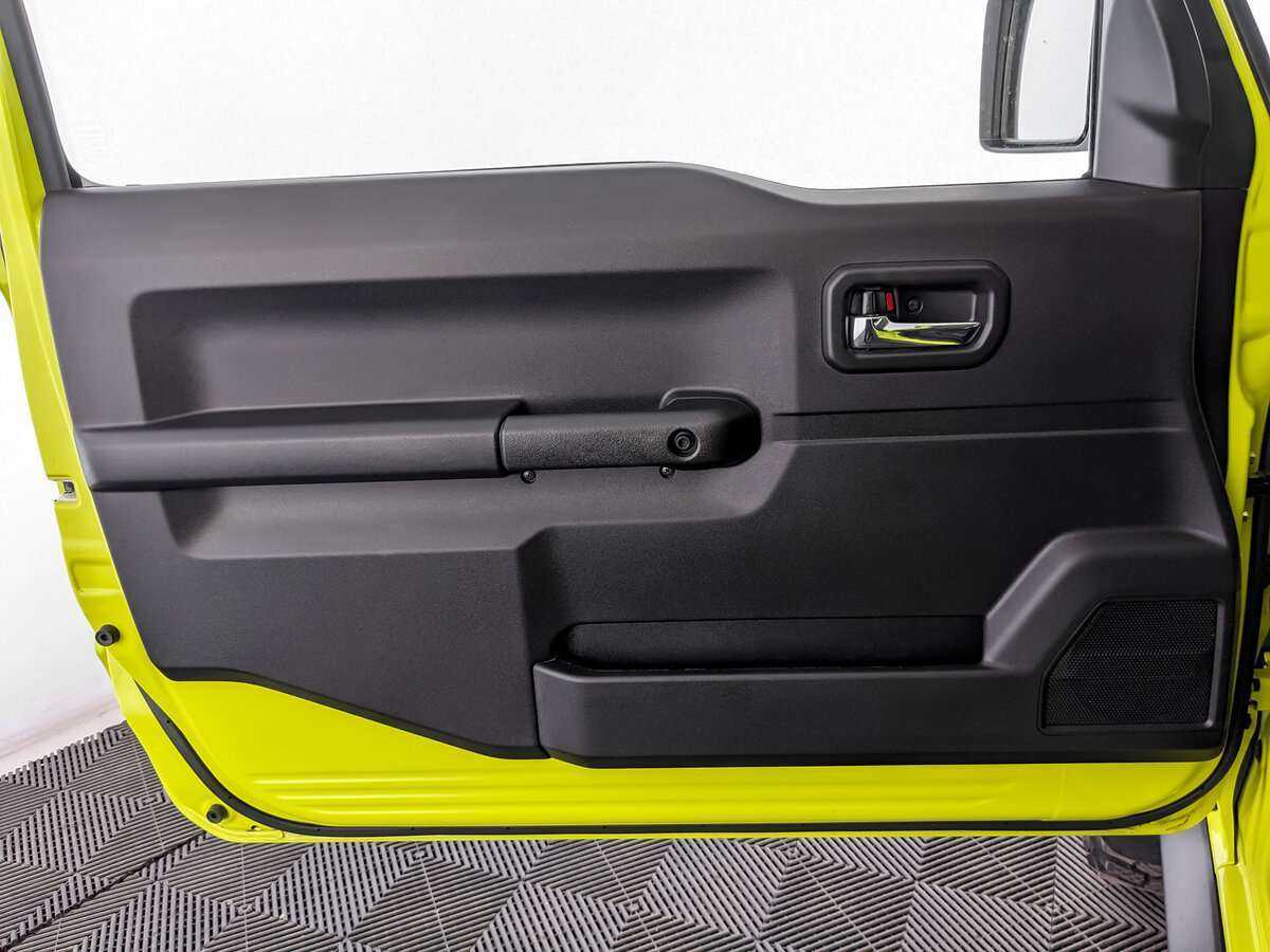 Suzuki Jimny с пробегом — 2019 год. Фото: #14