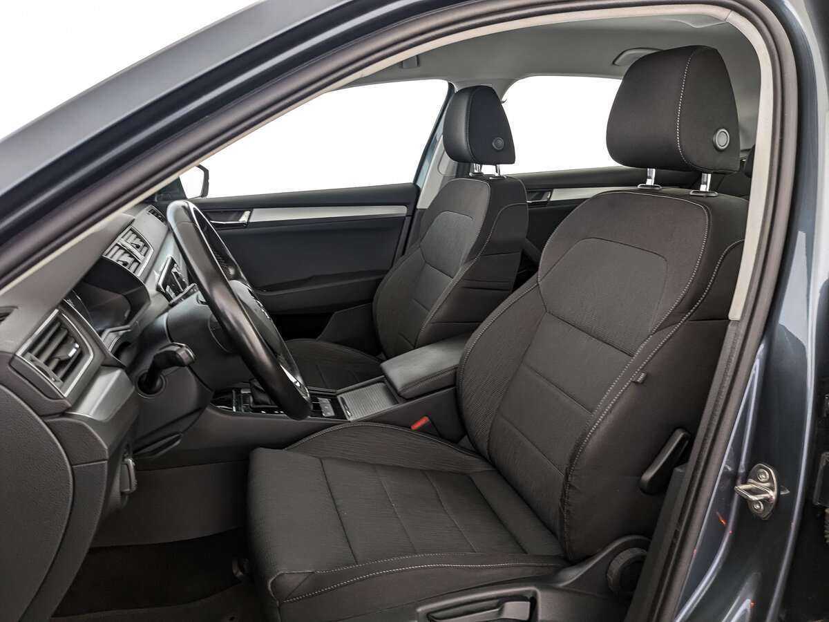 Skoda Superb с пробегом — 2019 год. Фото: #15