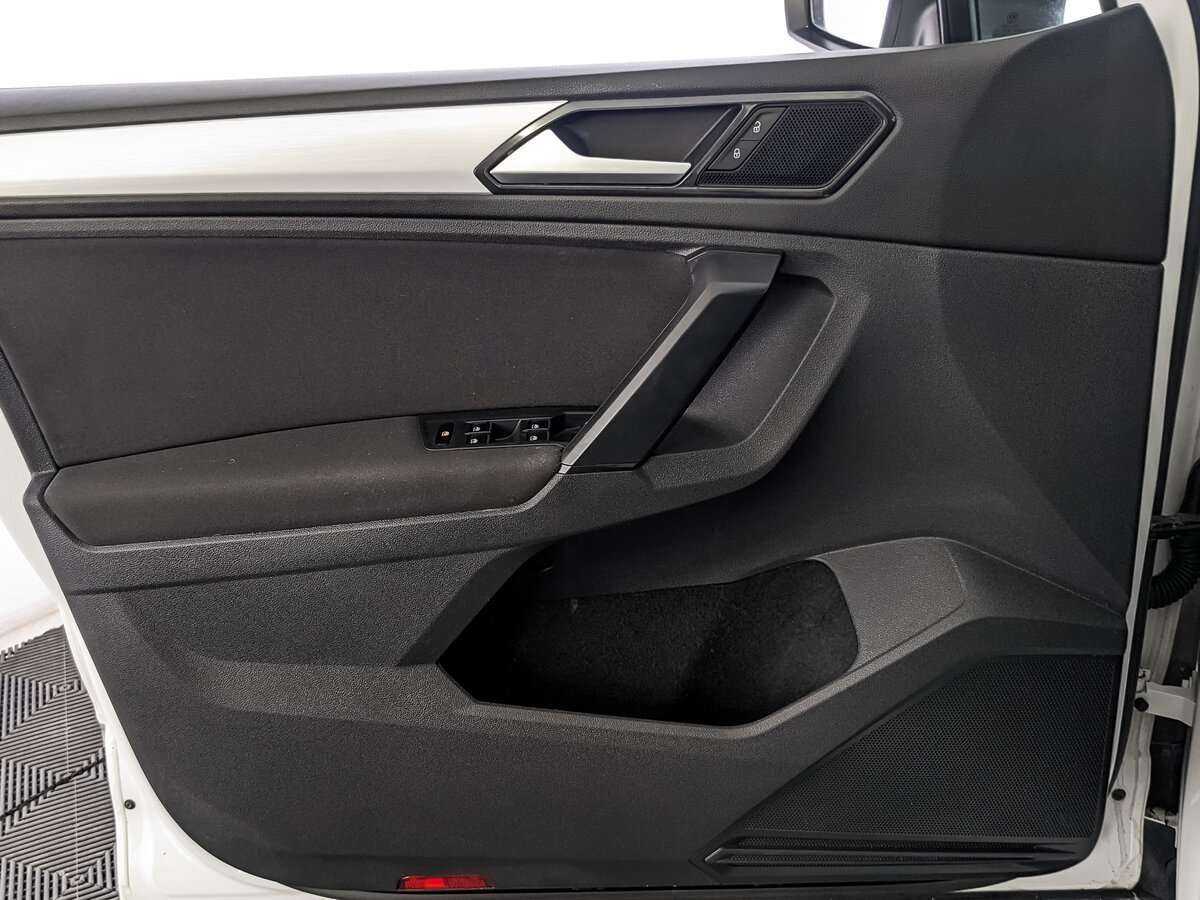 Volkswagen Tiguan с пробегом — 2018 год. Фото: #14