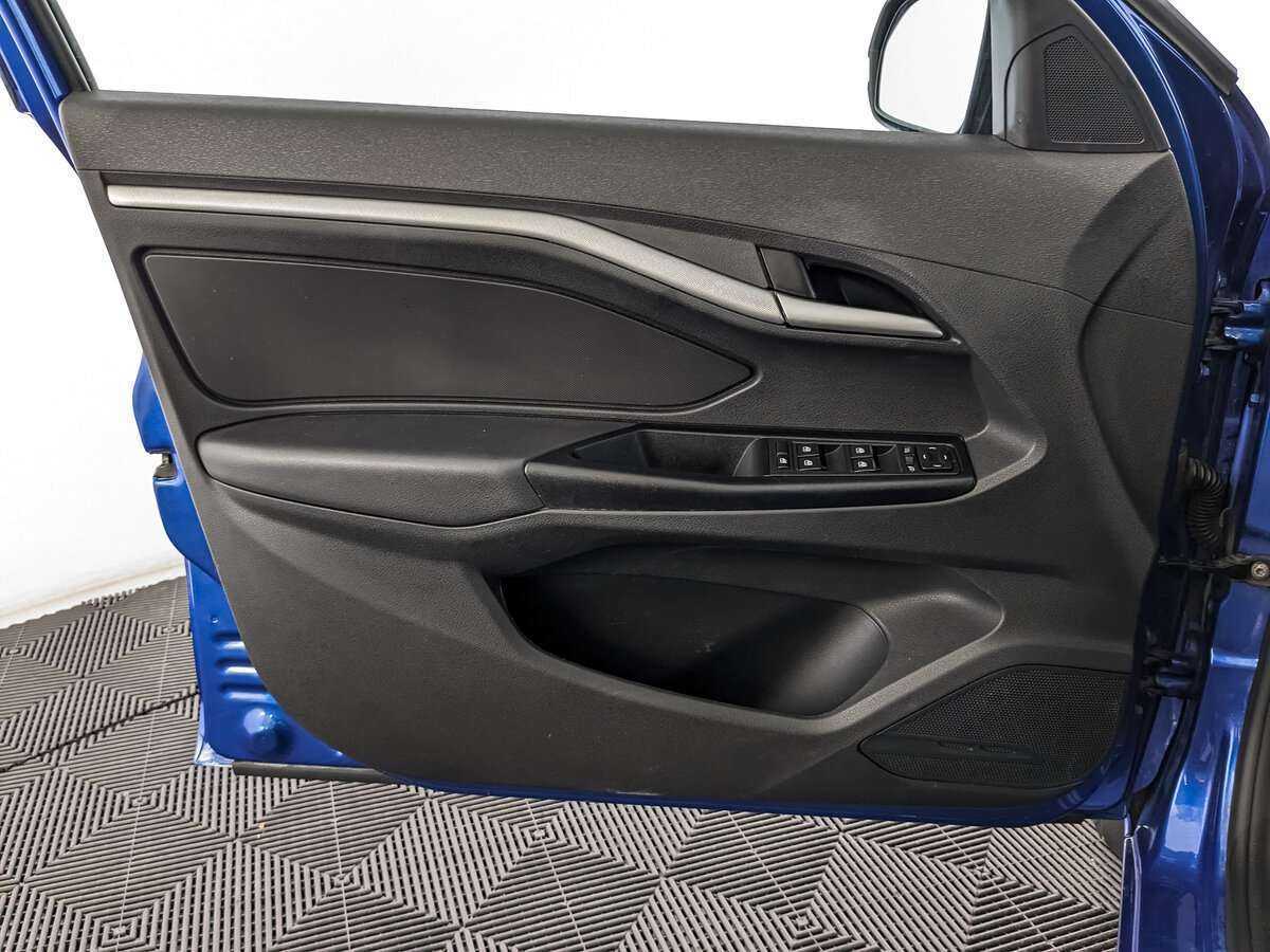 Lada (ВАЗ) Vesta с пробегом — 2022 год. Фото: #14