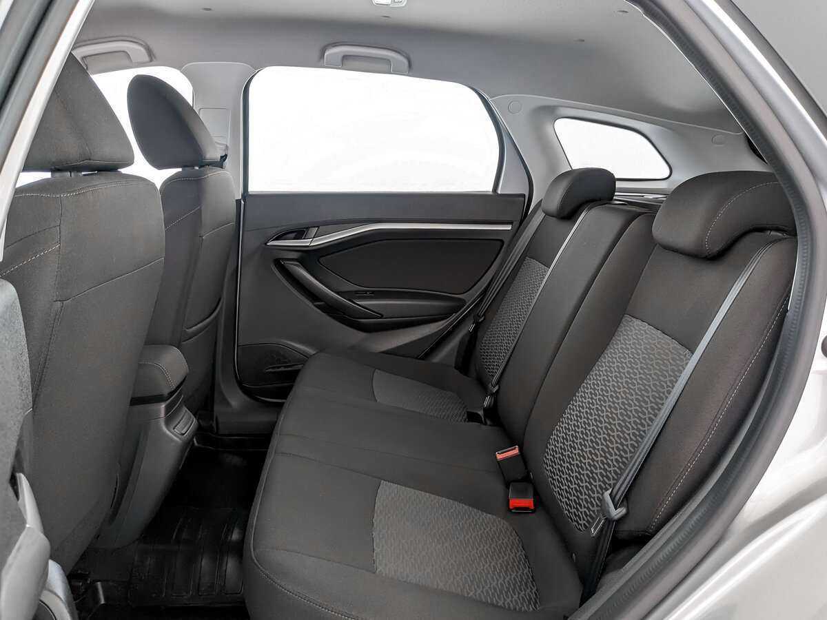 Lada (ВАЗ) Vesta с пробегом — 2021 год. Фото: #9