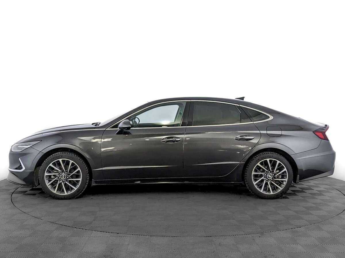 Hyundai Sonata с пробегом — 2022 год. Фото: #7