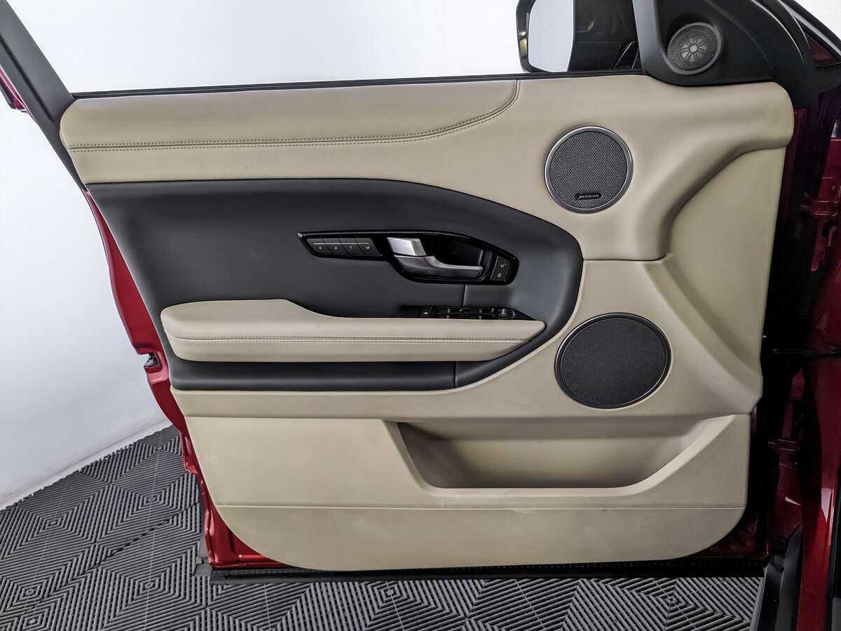 Land Rover Range Rover Evoque с пробегом — 2015 год. Фото: #18