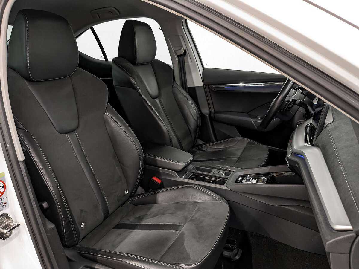 Skoda Octavia с пробегом — 2021 год. Фото: #17