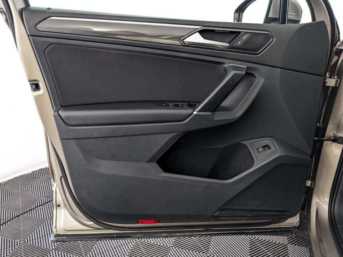 Volkswagen Tiguan с пробегом — 2018 год. Фото: #14