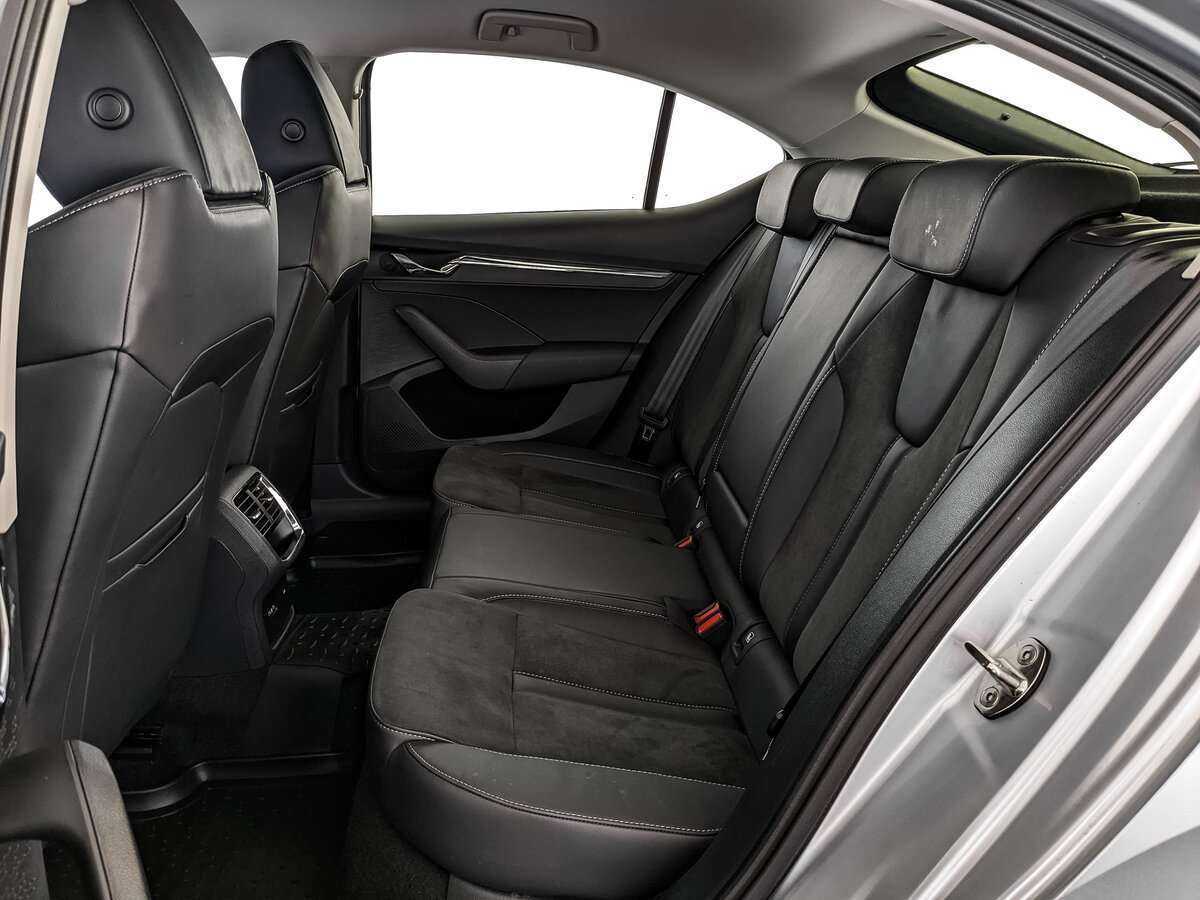 Skoda Octavia с пробегом — 2021 год. Фото: #12