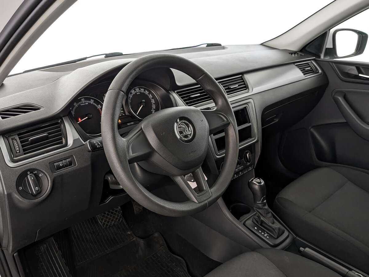 Skoda Rapid с пробегом — 2018 год. Фото: #10