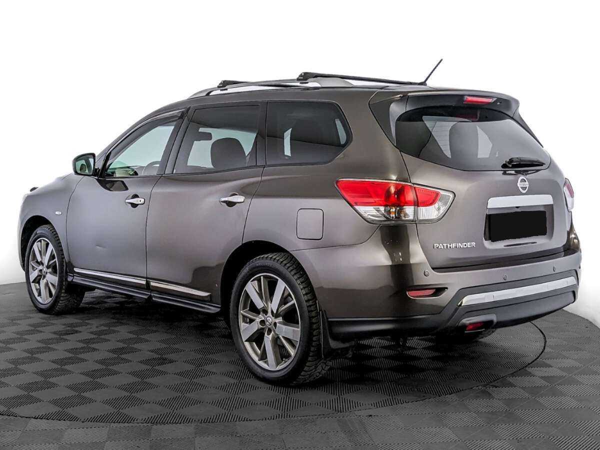 Nissan Pathfinder с пробегом — 2016 год. Фото: #6