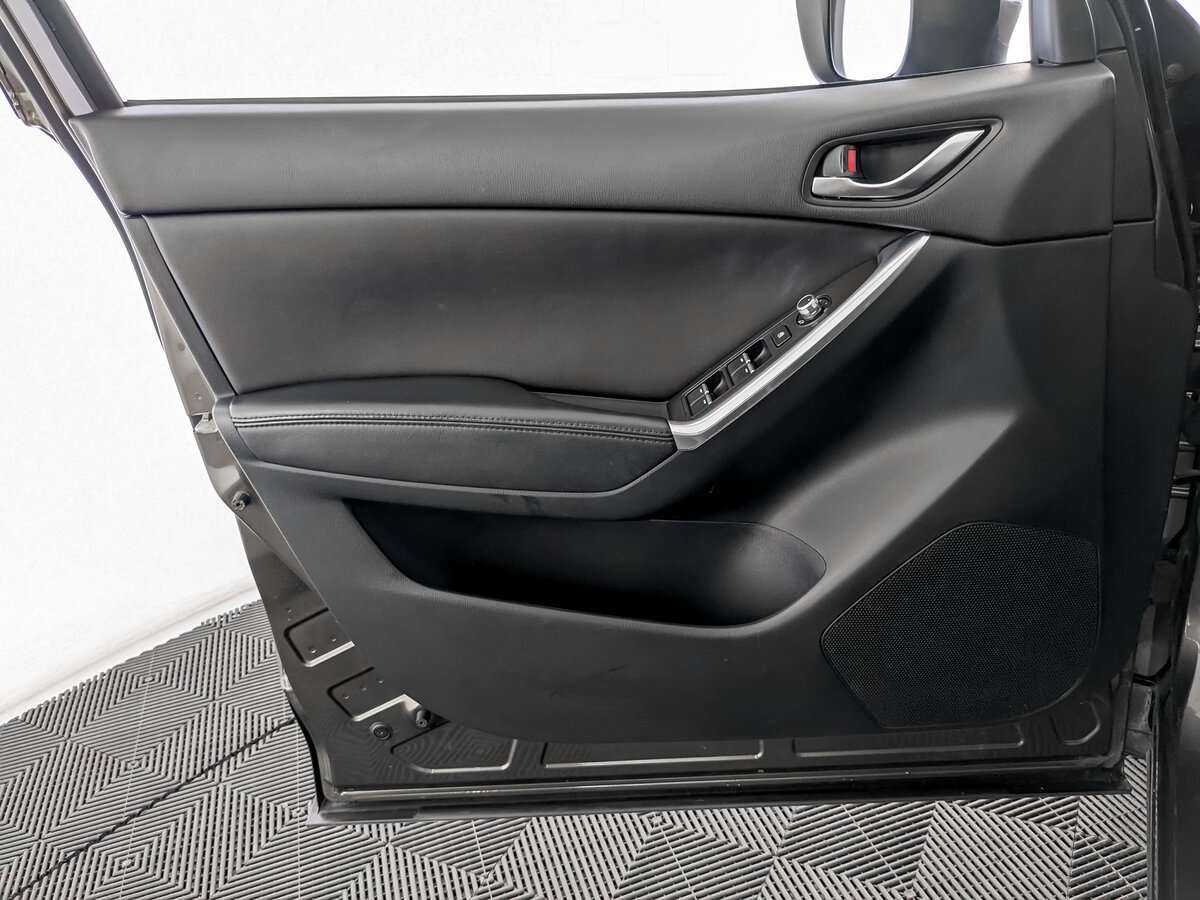 Mazda CX-5 с пробегом — 2016 год. Фото: #16