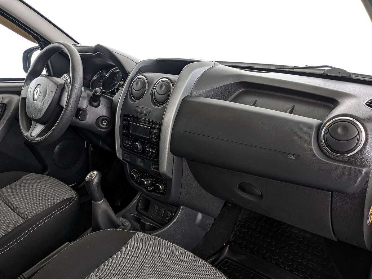 Renault Duster с пробегом — 2016 год. Фото: #11