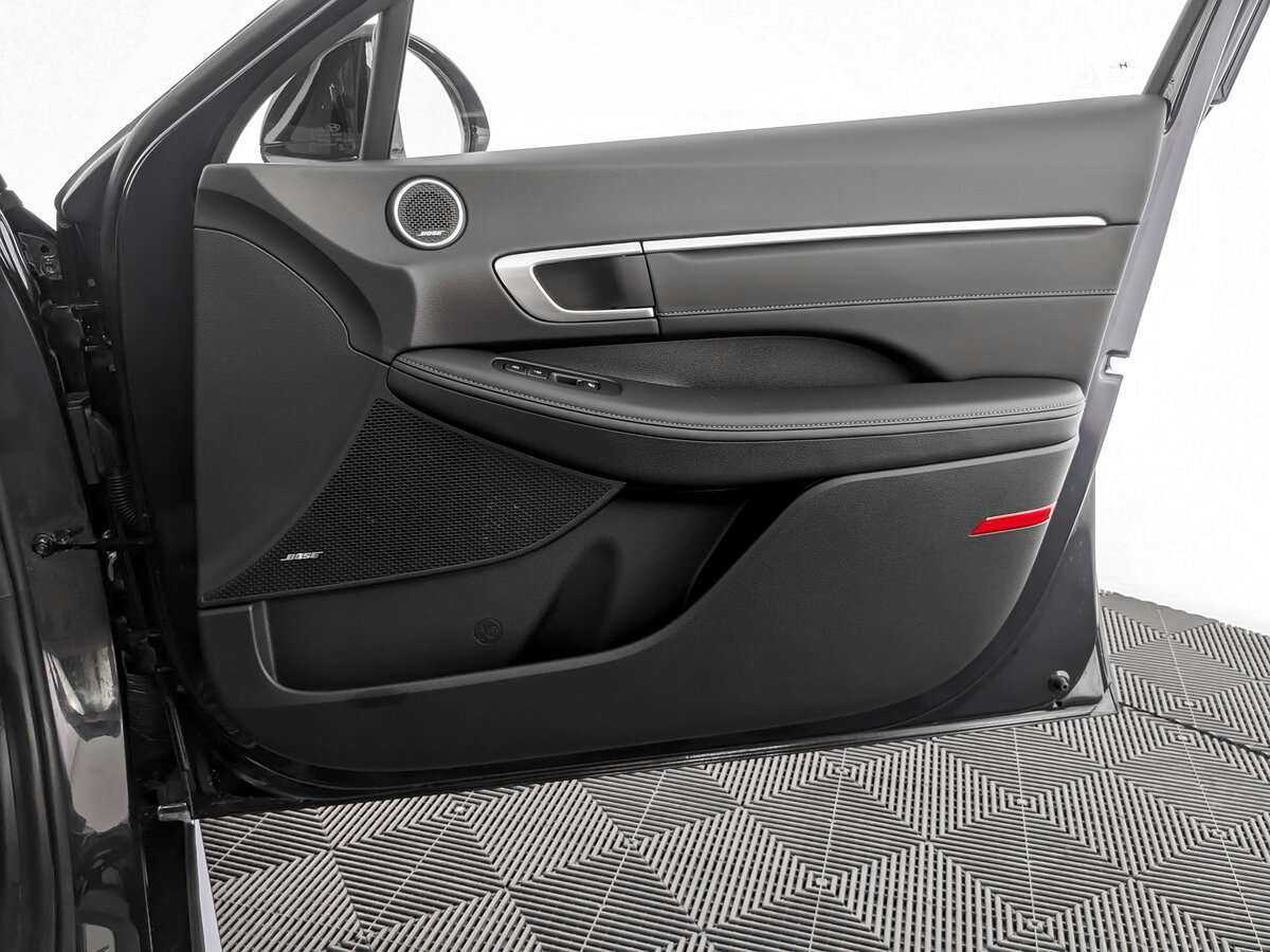Hyundai Sonata с пробегом — 2021 год. Фото: #19