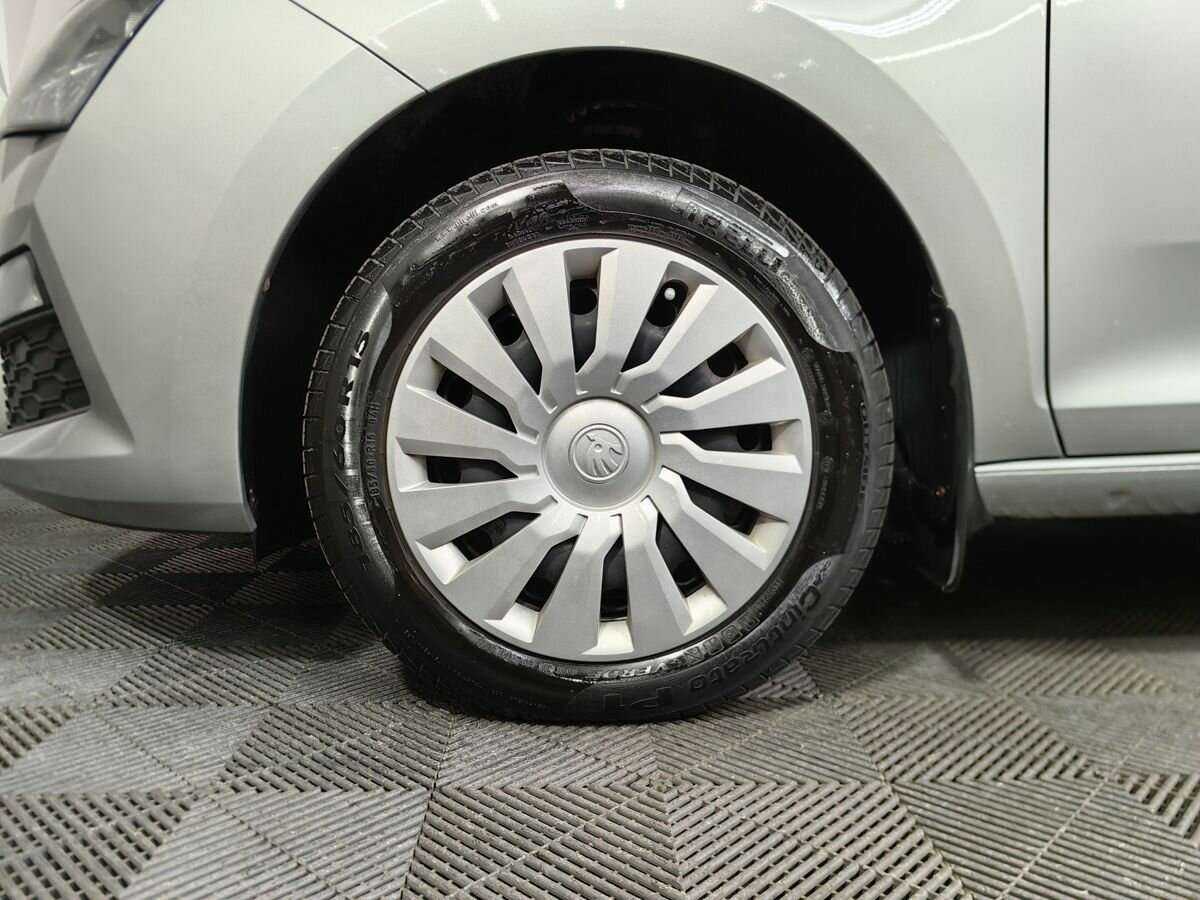 Skoda Rapid с пробегом — 2021 год. Фото: #14