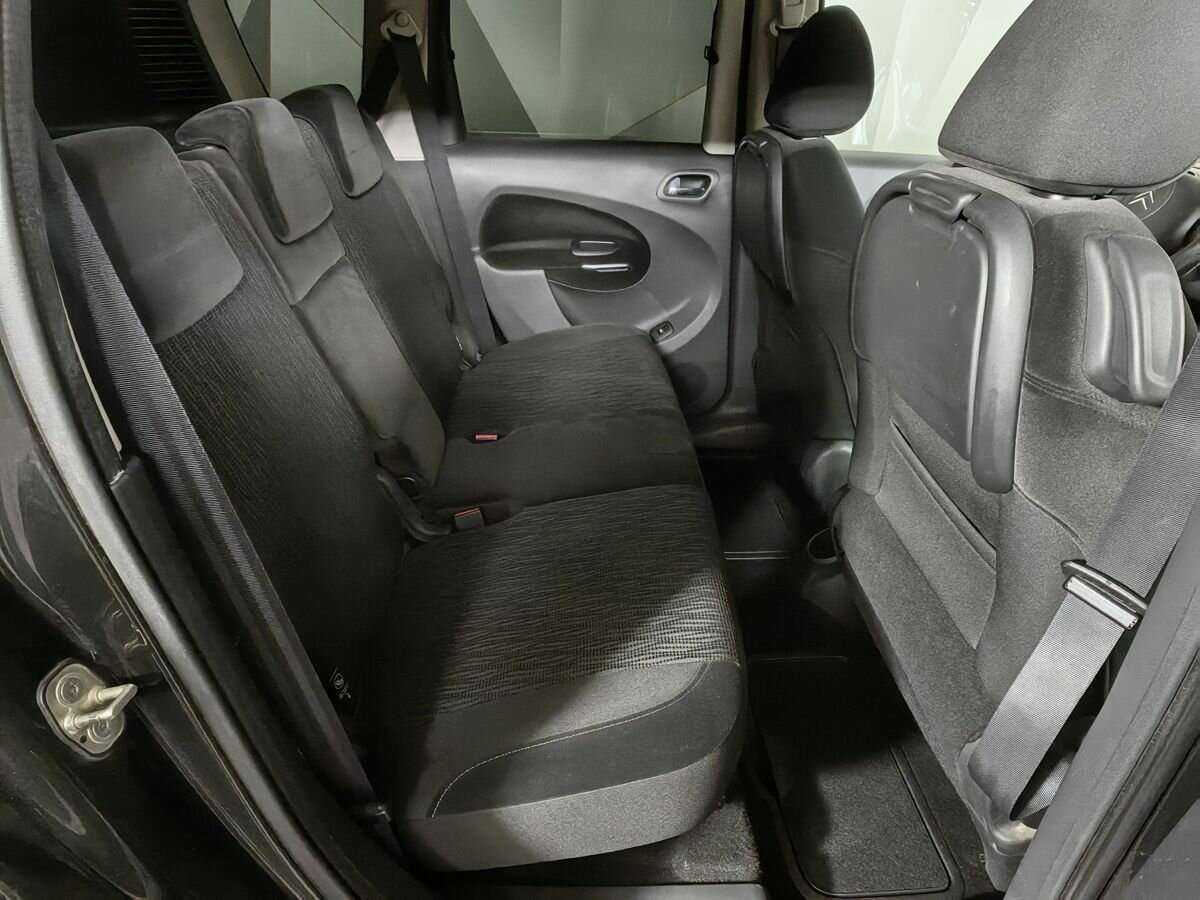 Citroen C3 Picasso с пробегом — 2012 год. Фото: #11