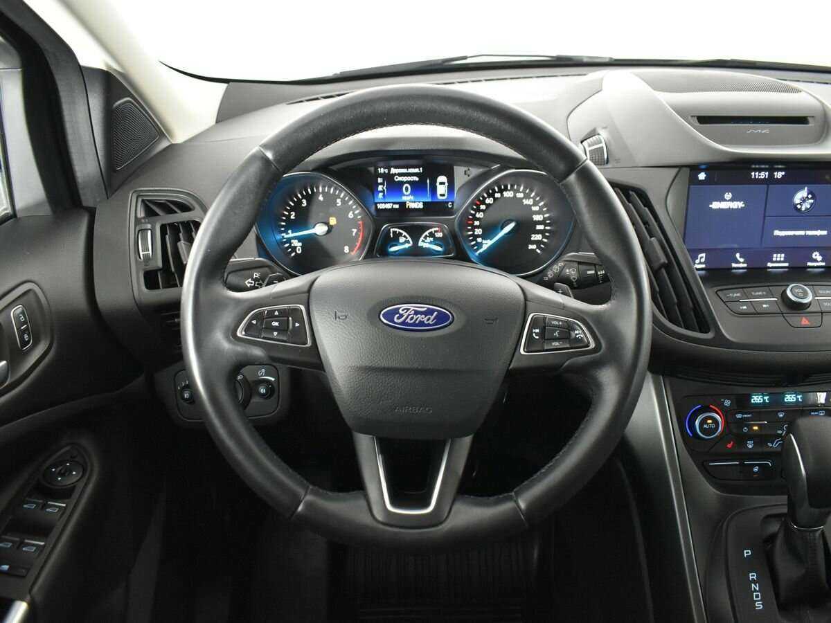Ford Kuga с пробегом — 2017 год. Фото: #11