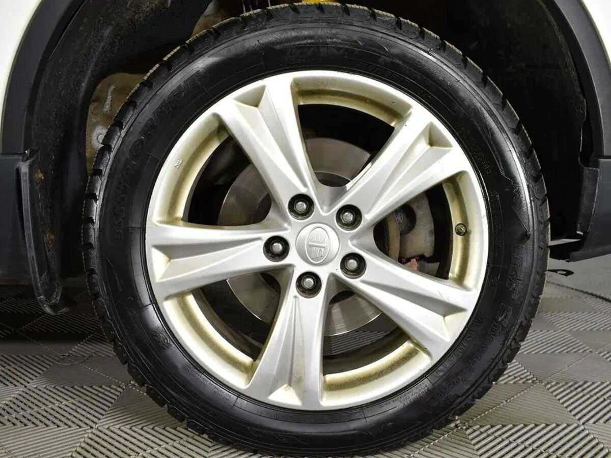 FAW Besturn X80 с пробегом — 2017 год. Фото: #7