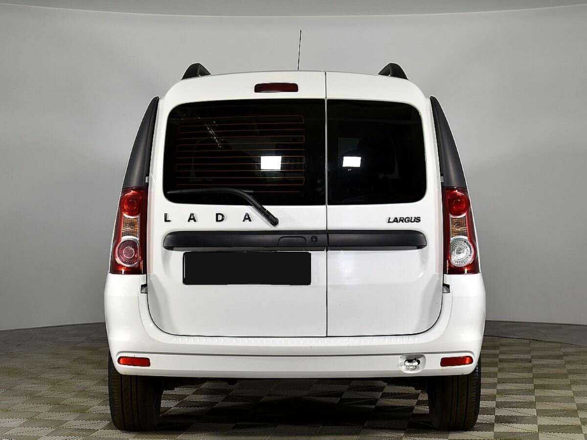 Lada (ВАЗ) Largus с пробегом — 2021 год. Фото: #3