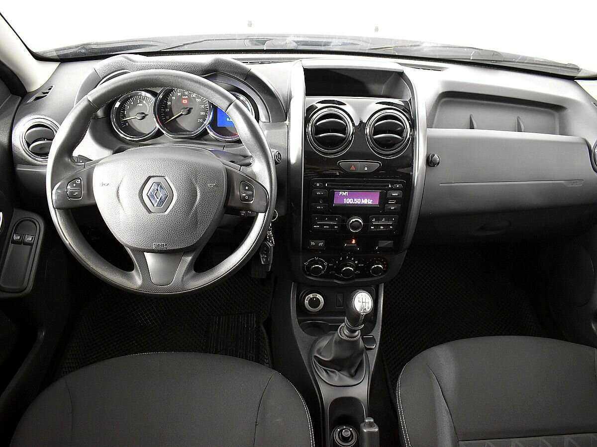 Renault Duster с пробегом — 2017 год. Фото: #10