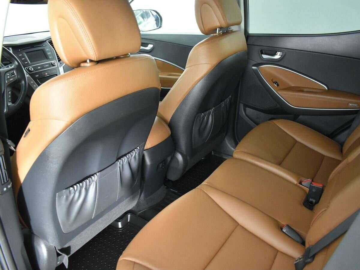 Hyundai Santa Fe с пробегом — 2017 год. Фото: #16