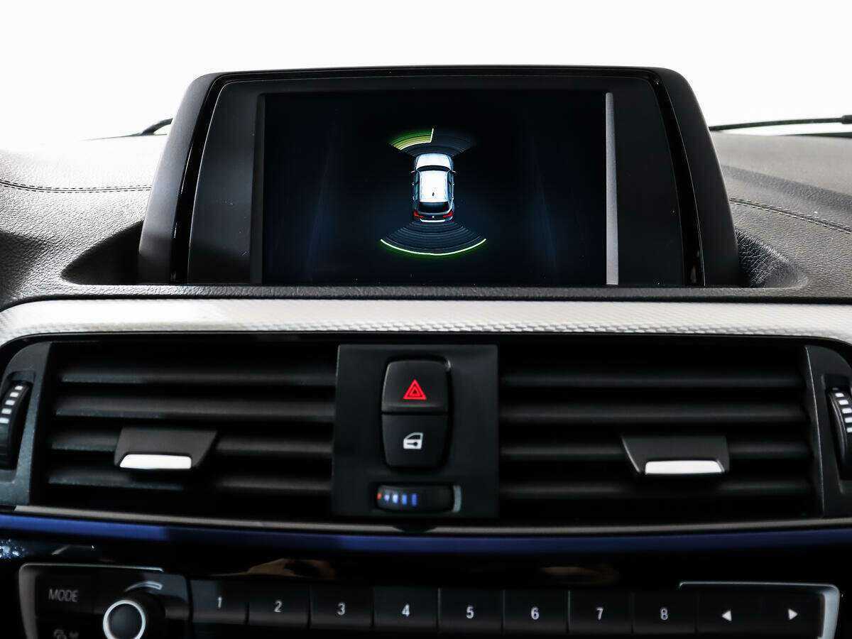 BMW 1 серии с пробегом — 2019 год. Фото: #12