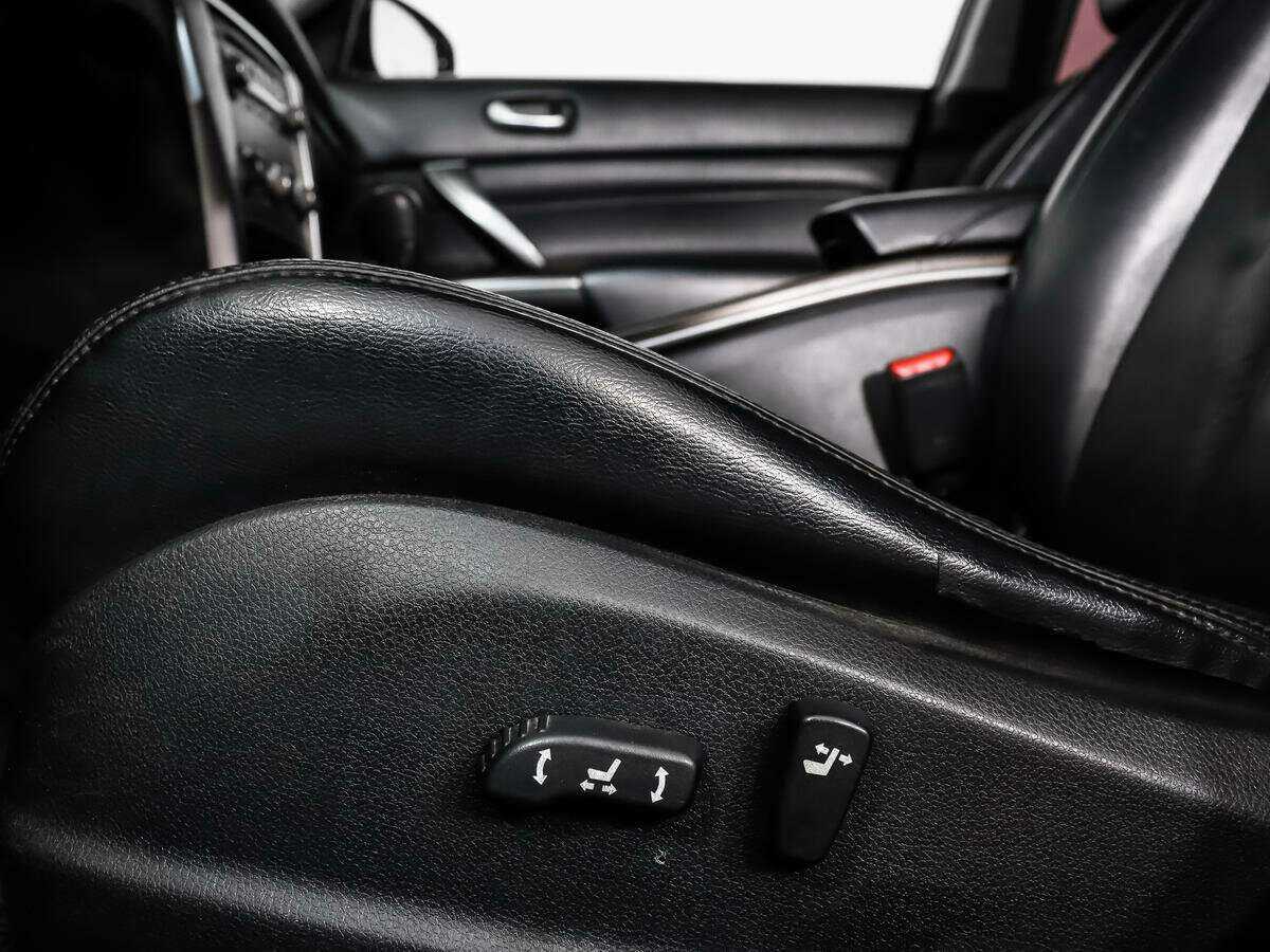 Nissan Teana с пробегом — 2012 год. Фото: #9